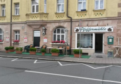 Fürth Flößaustr., Ladenlokal, Gastronomie mieten oder kaufen