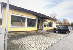 Pirna Fährstraße, Ladenlokal, Gastronomie mieten oder kaufen