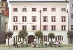 Tittmoning Stadtplatz, Ladenlokal, Gastronomie mieten oder kaufen