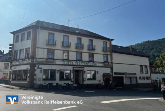 Enkirch Brunnenplatz, Ladenlokal, Gastronomie mieten oder kaufen