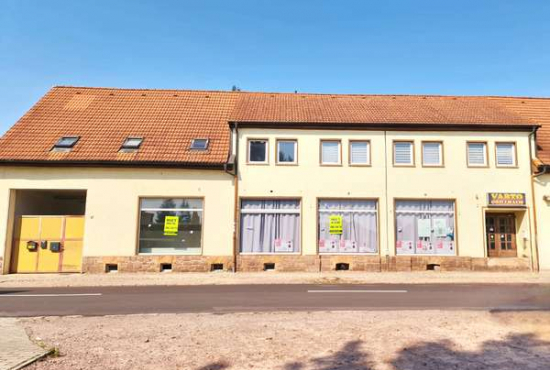 Gröbzig Köthener Straße, Ladenlokal, Gastronomie mieten oder kaufen