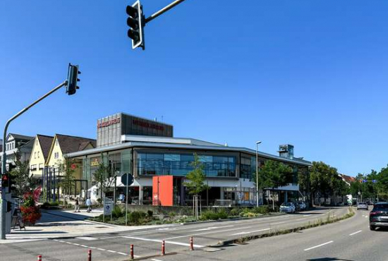 Nürtingen Kirchstraße, Ladenlokal, Gastronomie mieten oder kaufen