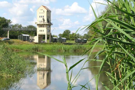 Groß Neuendorf , Ladenlokal, Gastronomie mieten oder kaufen