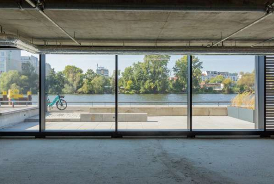 Berlin Mühlenstraße, Ladenlokal, Gastronomie mieten oder kaufen