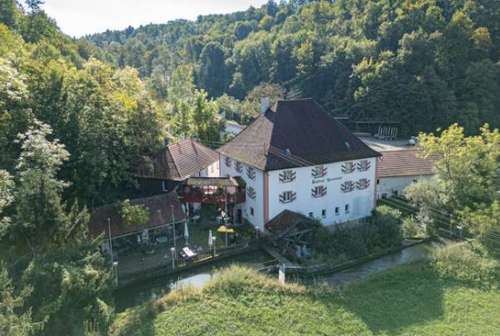 Wutöschingen / Ofteringen , Ladenlokal, Gastronomie mieten oder kaufen