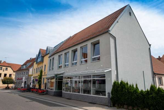 Zellingen Turmstrasse, Ladenlokal, Gastronomie mieten oder kaufen