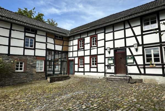 Monschau / Mützenich , Ladenlokal, Gastronomie mieten oder kaufen