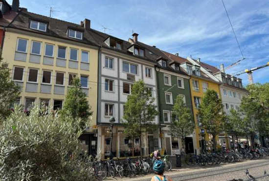 Freiburg im Breisgau Bertoldstraße, Ladenlokal, Gastronomie mieten oder kaufen