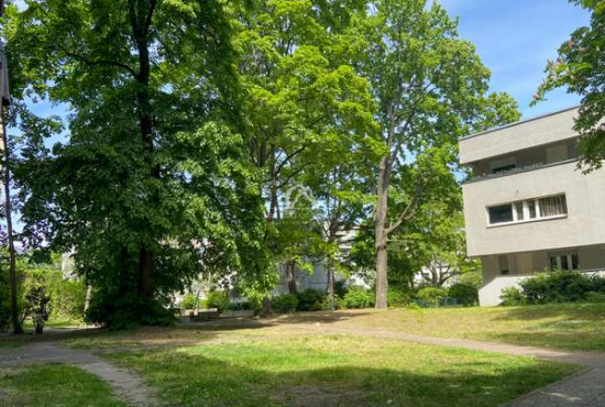 Berlin Rathenower Str., Ladenlokal, Gastronomie mieten oder kaufen