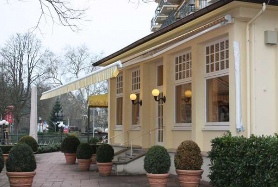 Baden-Baden Goetheplatz, Ladenlokal, Gastronomie mieten oder kaufen