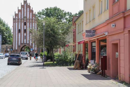 Neubrandenburg Stargarder Straße, Ladenlokal, Gastronomie mieten oder kaufen