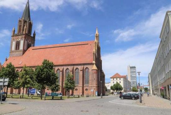 Neubrandenburg Stargarder Straße, Ladenlokal, Gastronomie mieten oder kaufen