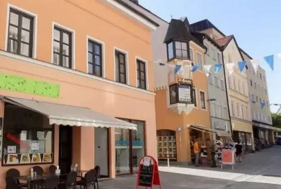 Kaufbeuren Schmiedgasse, Ladenlokal, Gastronomie mieten oder kaufen