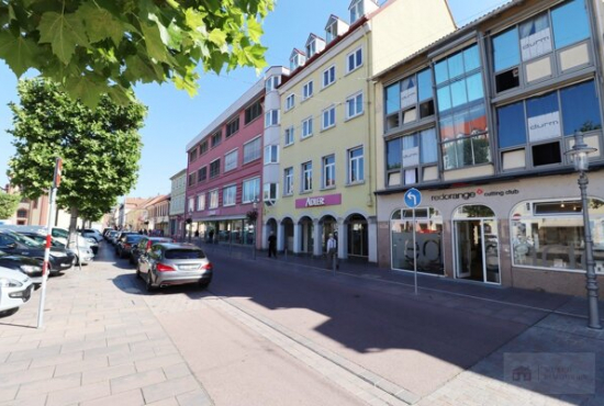 Rastatt Kaiserstraße, Ladenlokal, Gastronomie mieten oder kaufen