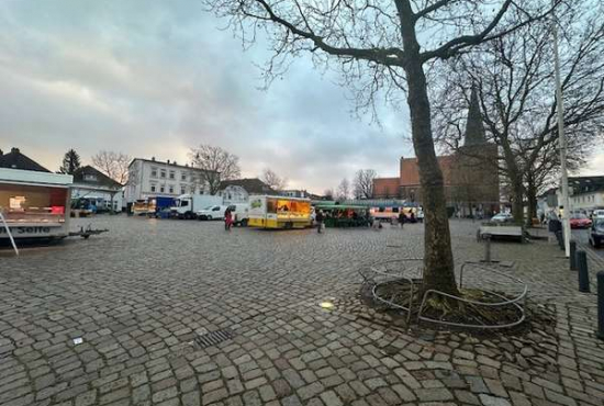 Neustadt in Holstein , Ladenlokal, Gastronomie mieten oder kaufen