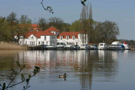 Neuruppin , Ladenlokal, Gastronomie mieten oder kaufen