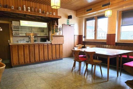 Fensterbach-Dürnsricht St.-Ulrich-Str., Ladenlokal, Gastronomie mieten oder kaufen