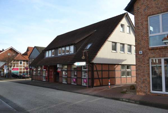 Hittfeld Kirchstraße, Ladenlokal, Gastronomie mieten oder kaufen