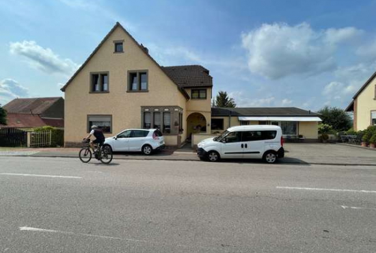 Homburg Hauptstraße, Ladenlokal, Gastronomie mieten oder kaufen