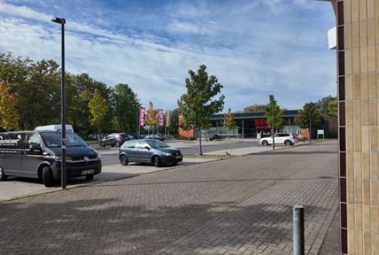 Neuss Lessingplatz, Ladenlokal, Gastronomie mieten oder kaufen