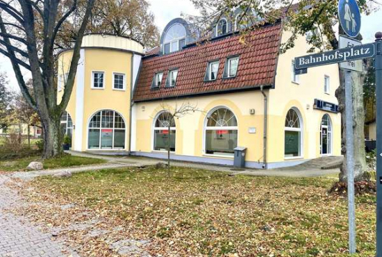 Bad Saarow Bahnhofsplatz, Ladenlokal, Gastronomie mieten oder kaufen