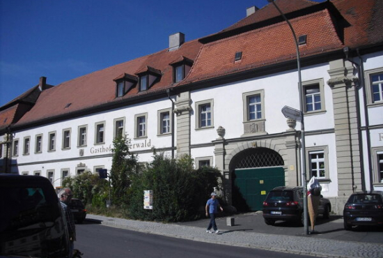 Ebrach Marktplatz, Ladenlokal, Gastronomie mieten oder kaufen