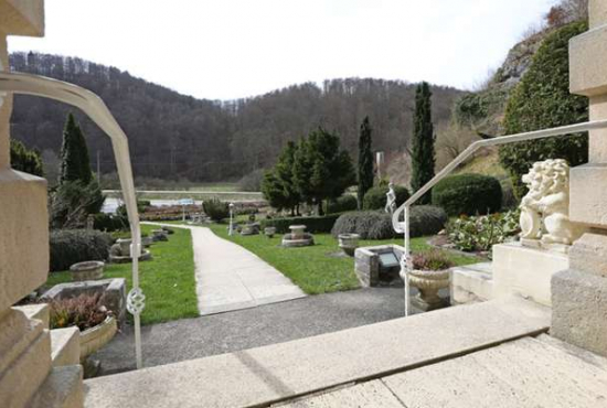 Bad Urach Wiesentalstraße, Ladenlokal, Gastronomie mieten oder kaufen