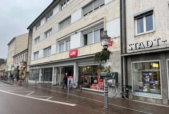 Rastatt Kaiserstraße (links), Ladenlokal, Gastronomie mieten oder kaufen