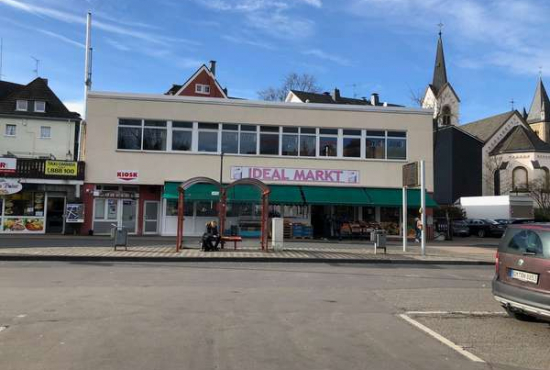 Wipperfürth Surgeres-Platz, Ladenlokal, Gastronomie mieten oder kaufen