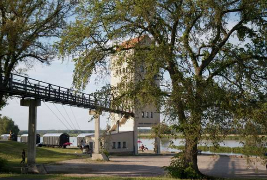 Groß Neuendorf , Ladenlokal, Gastronomie mieten oder kaufen