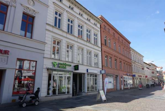 Güstrow Markt, Ladenlokal, Gastronomie mieten oder kaufen