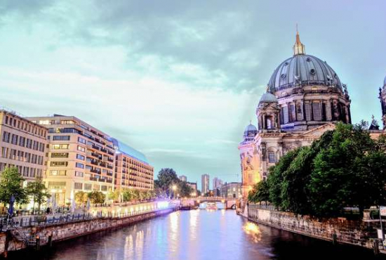 Berlin , Ladenlokal, Gastronomie mieten oder kaufen