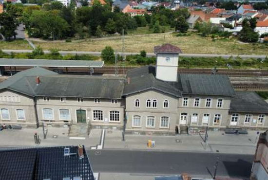 Schönebeck (Elbe) Bahnhofstraße, Ladenlokal, Gastronomie mieten oder kaufen