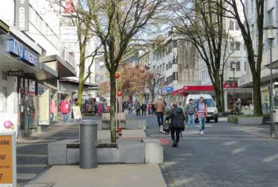 Solingen , Ladenlokal, Gastronomie mieten oder kaufen