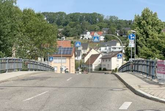 Heuchlingen , Ladenlokal, Gastronomie mieten oder kaufen