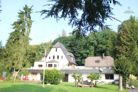 Hennef (Sieg) / Bröl , Ladenlokal, Gastronomie mieten oder kaufen