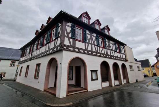 Oestrich-Winkel Rheingaustraße, Ladenlokal, Gastronomie mieten oder kaufen