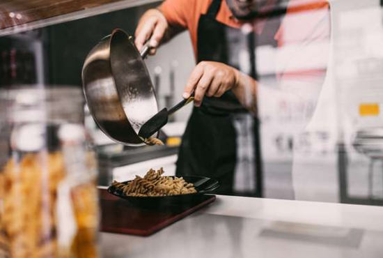 Plön Behler Weg, Ladenlokal, Gastronomie mieten oder kaufen