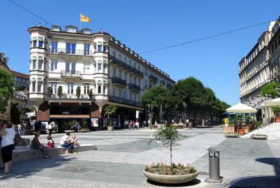 Baden-Baden , Ladenlokal, Gastronomie mieten oder kaufen