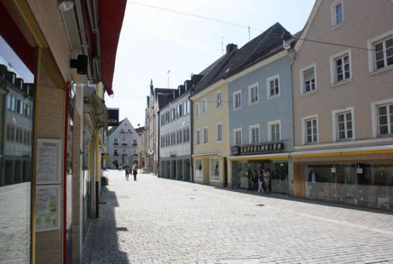 Weilheim i.OB Schmiedstr., Ladenlokal, Gastronomie mieten oder kaufen