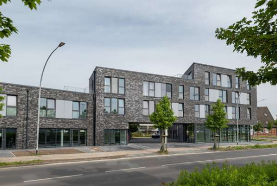 Stade / Schölisch Hansestraße, Ladenlokal, Gastronomie mieten oder kaufen