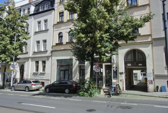 Halle Ludwig-Wucherer-Straße, Ladenlokal, Gastronomie mieten oder kaufen