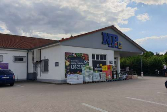 Bückeburg Petzer Straße, Ladenlokal, Gastronomie mieten oder kaufen