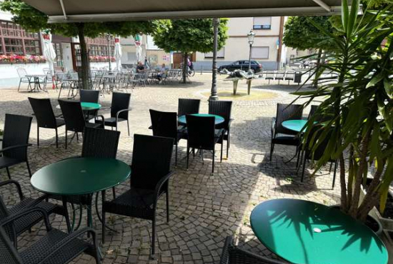 Brühl Ketscher Straße, Ladenlokal, Gastronomie mieten oder kaufen