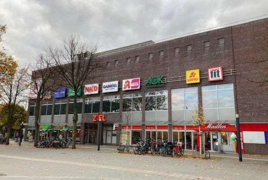 Hennigsdorf Postplatz, Ladenlokal, Gastronomie mieten oder kaufen